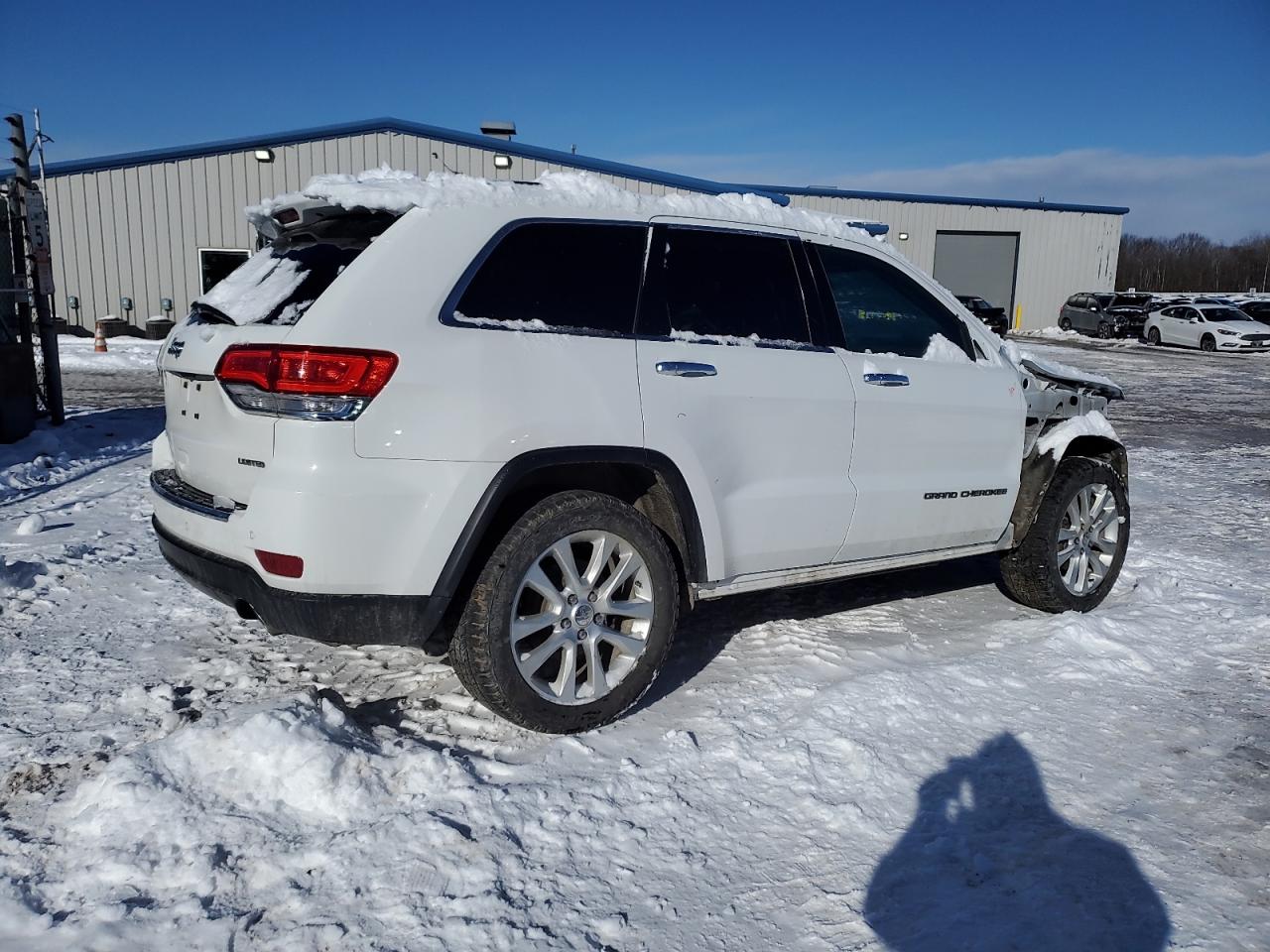 2017 Jeep Grand Cherokee - Image 3