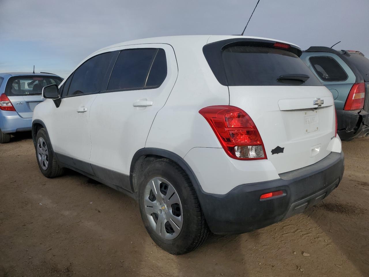 VIN KL7CJKSBXGB590059 2016 CHEVROLET TRAX no.2