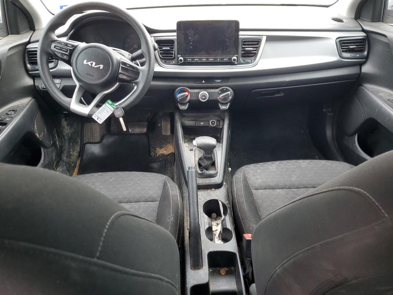 2022 Kia Rio - Image 8