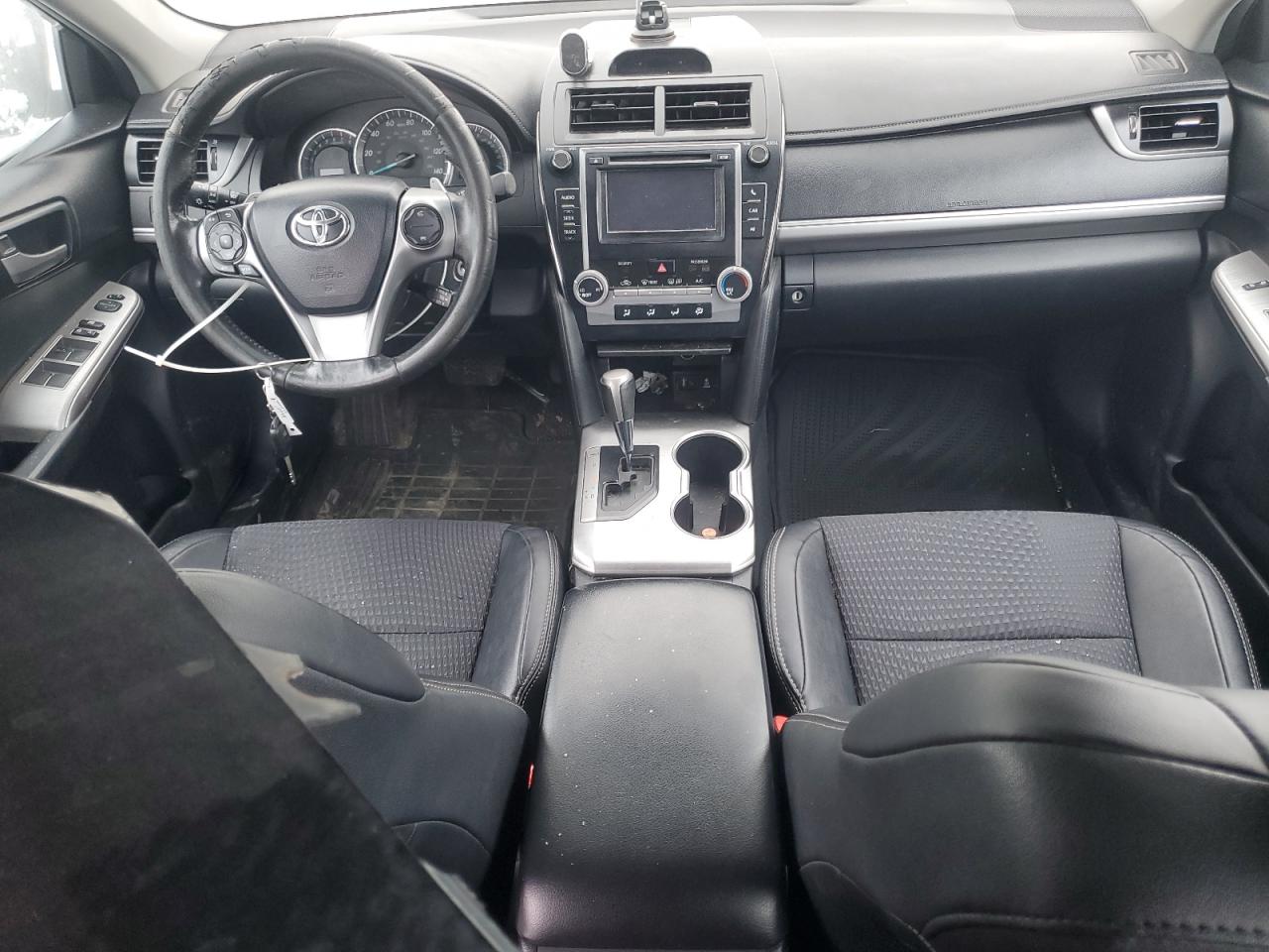 2013 Toyota Camry - Image 8