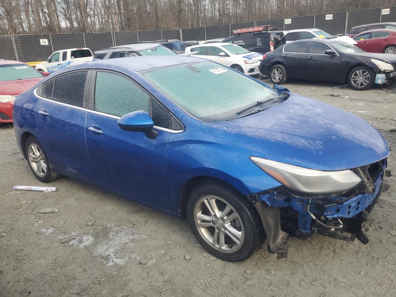 2018 Chevrolet Cruze - Image 4