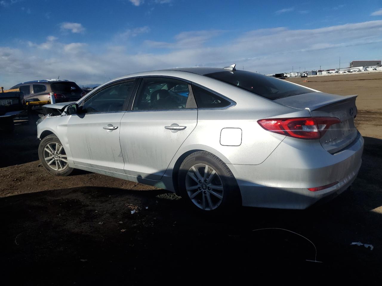 VIN 5NPE24AF2HH460575 2017 HYUNDAI SONATA no.2