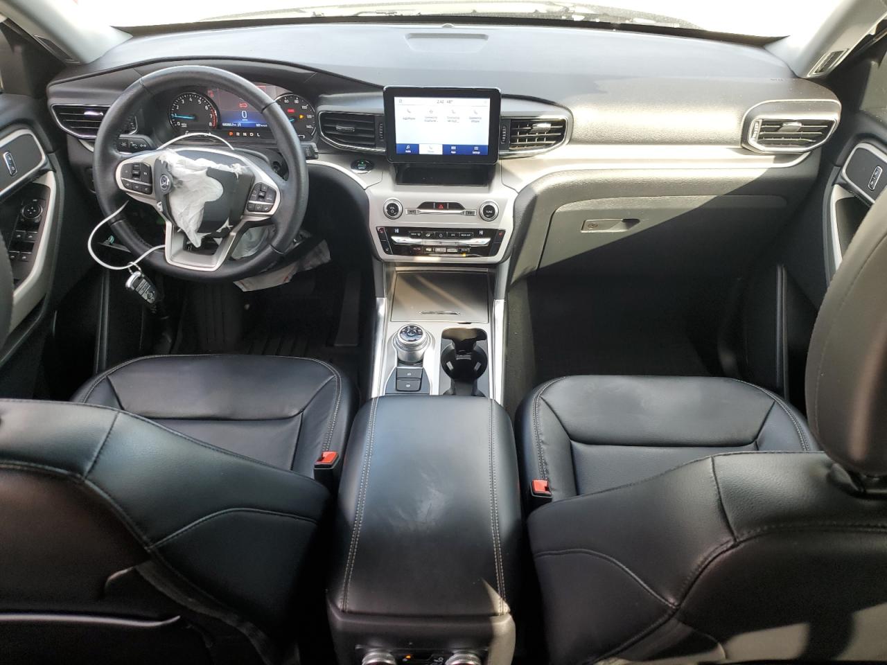 2021 Ford Explorer - Image 8