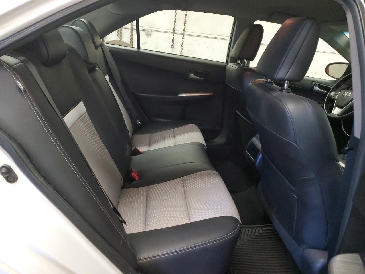 2014 Toyota Camry - Image 10