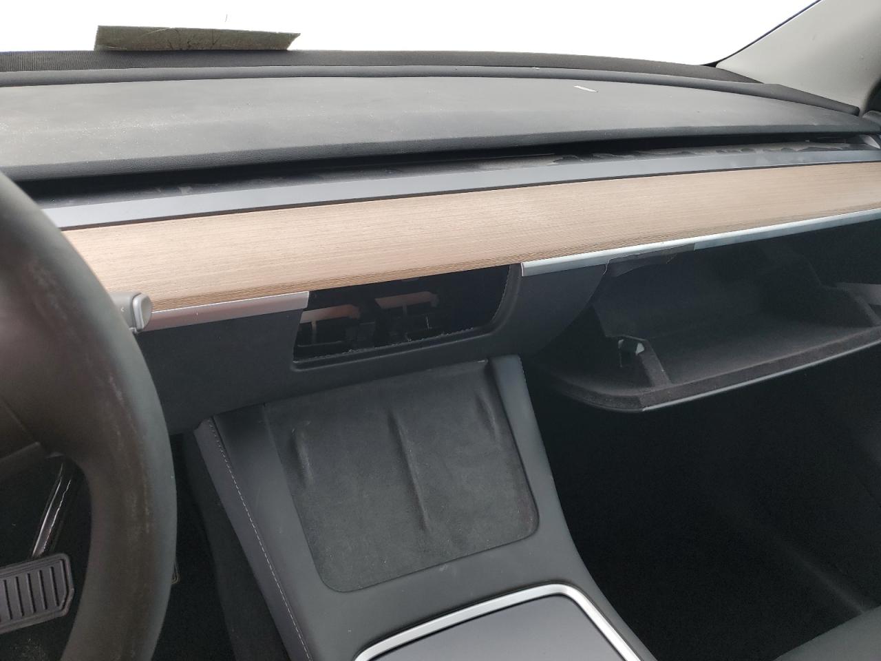 2024 Tesla Model Y VIN: 7SAYGDEE0RA253280 Lot: 88710835