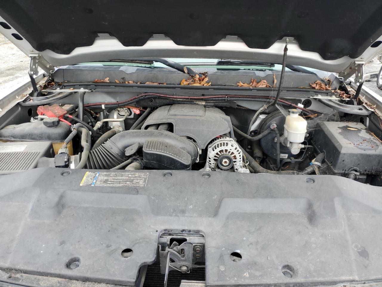 2010 Chevrolet Silverado - Image 11
