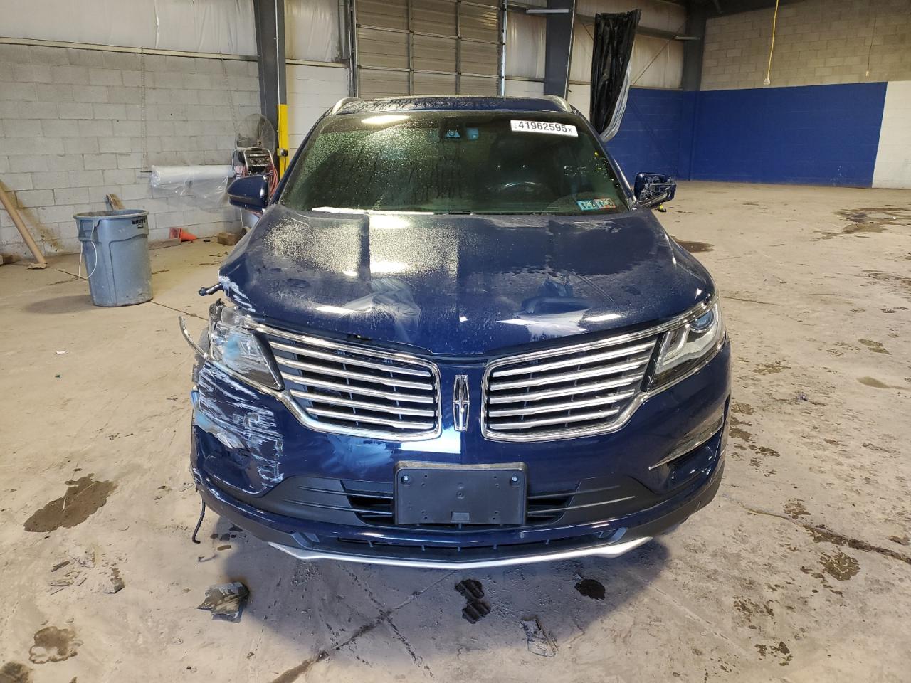 2018 Lincoln MKC - Image 5