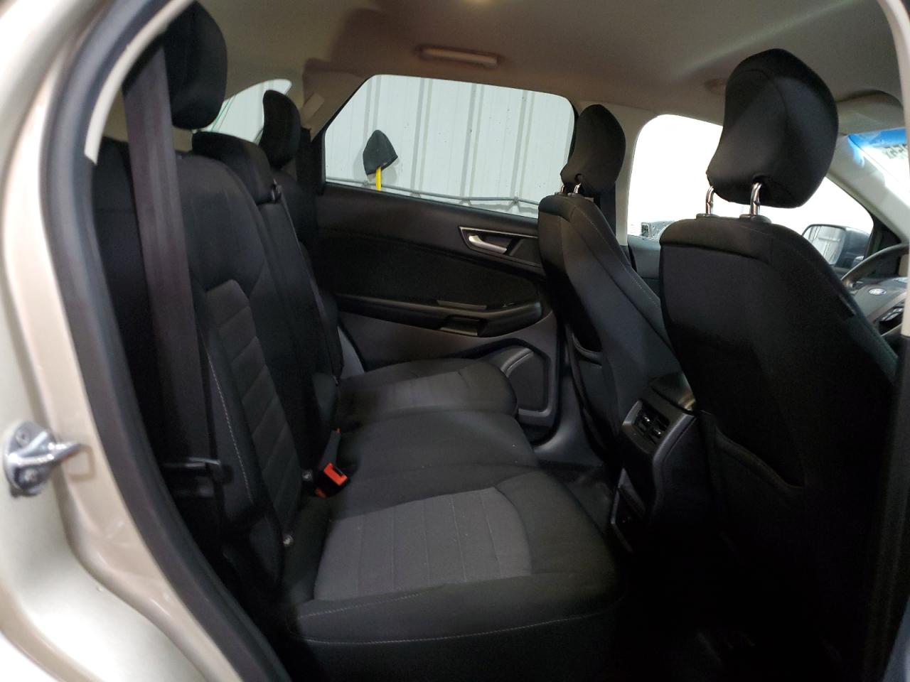 2018 Ford Edge - Image 11