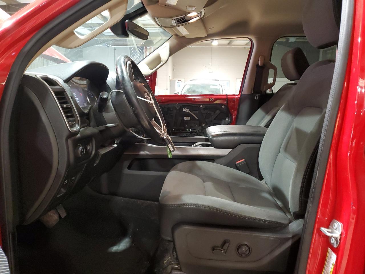 2020 RAM 1500 - Image 7