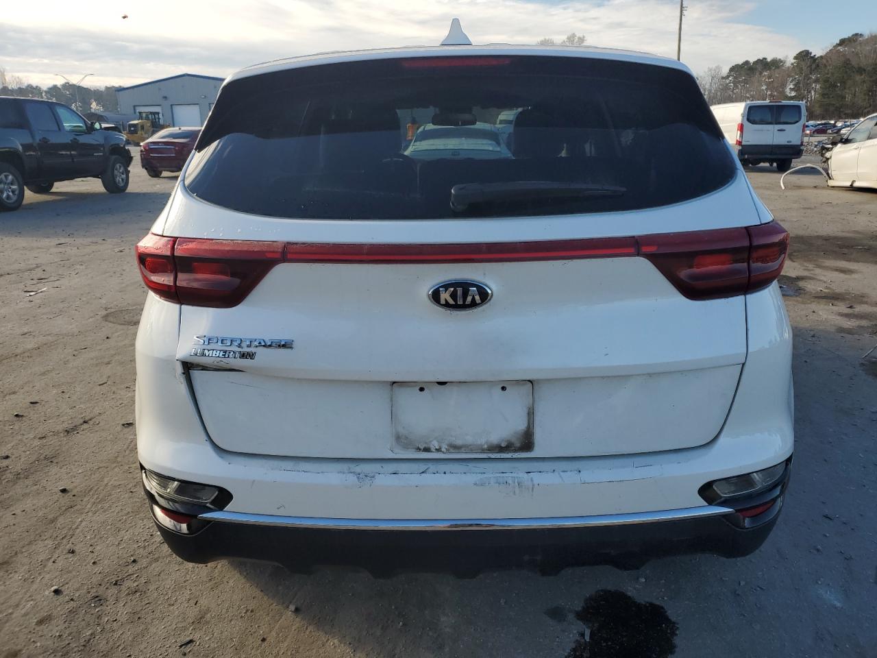 2022 Kia Sportage - Image 6