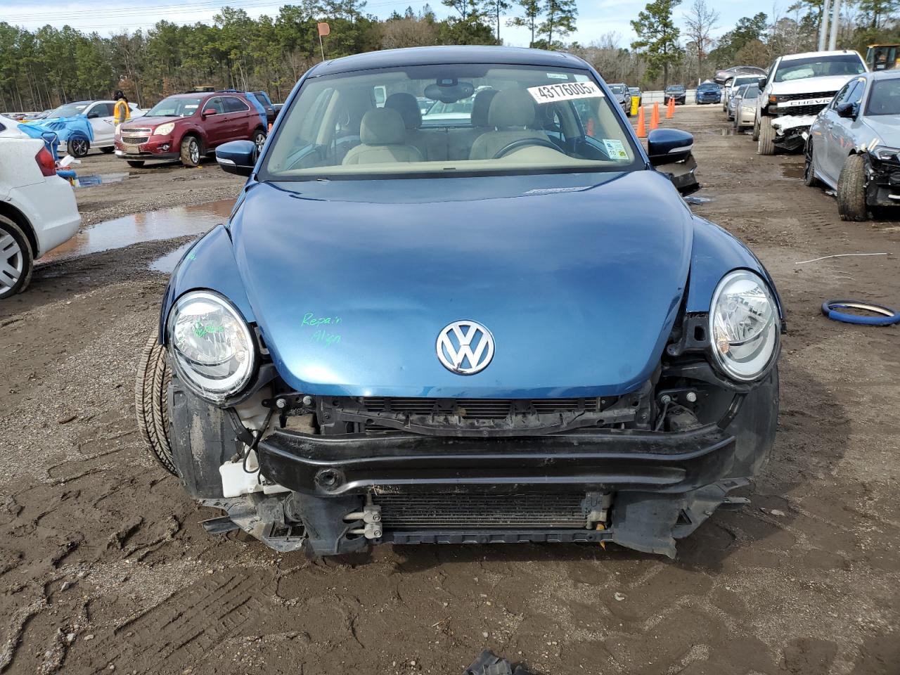 2016 Volkswagen Beetle - Image 5