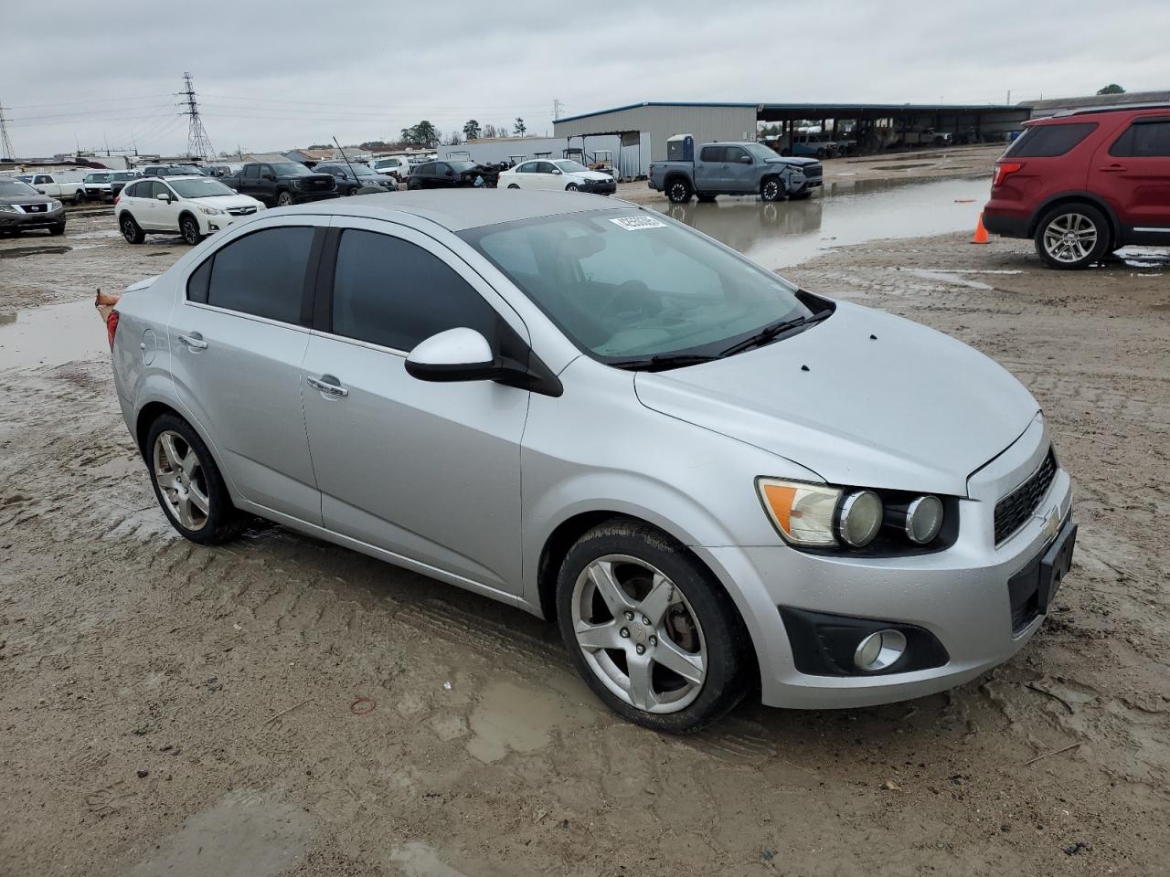 2015 Chevrolet Sonic - Image 4