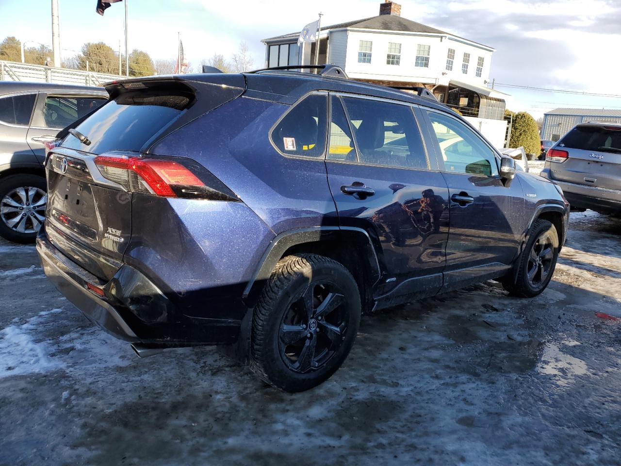 2019 Toyota RAV 4 - Image 3