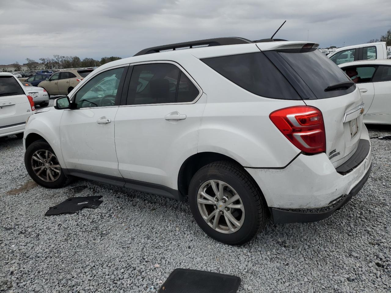 2017 Chevrolet Equinox - Image 2