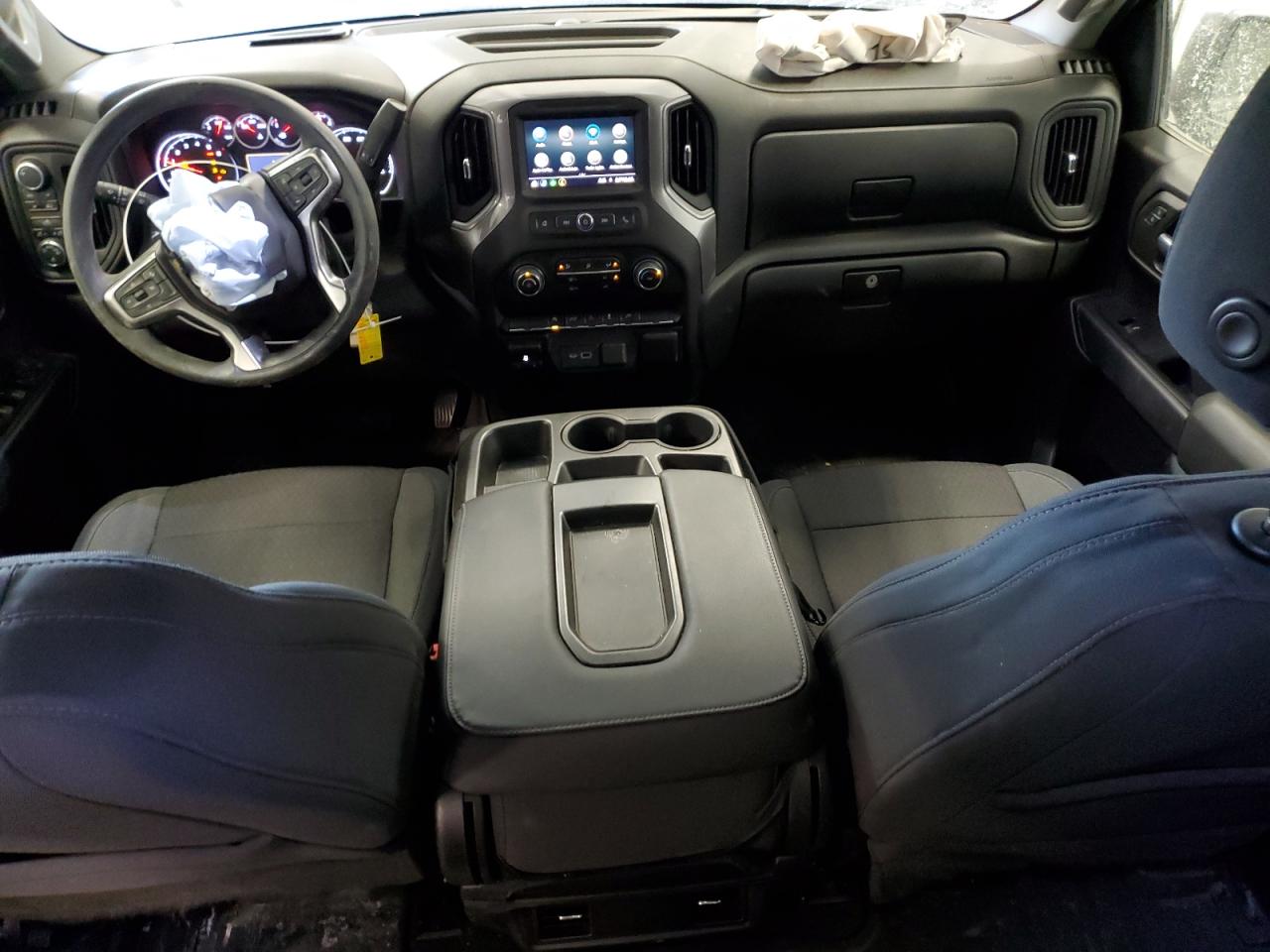 2022 Chevrolet Silverado - Image 8