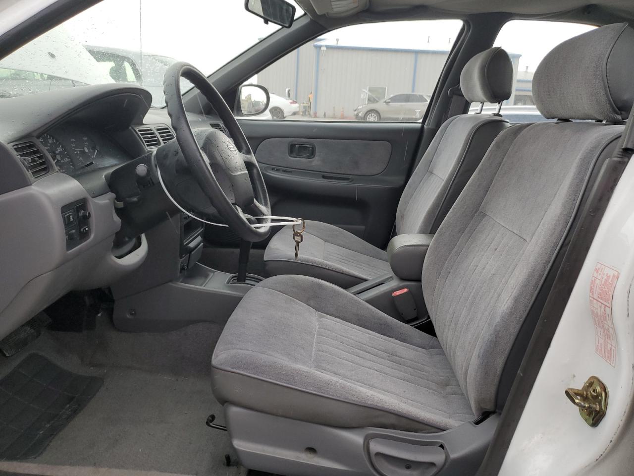 1997 Nissan Sentra - Image 7