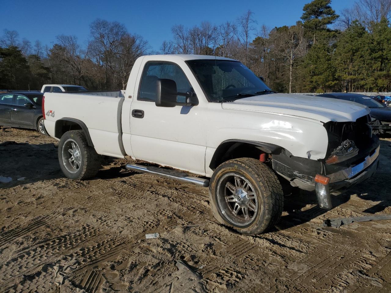 2001 Chevrolet Silverado - Image 4