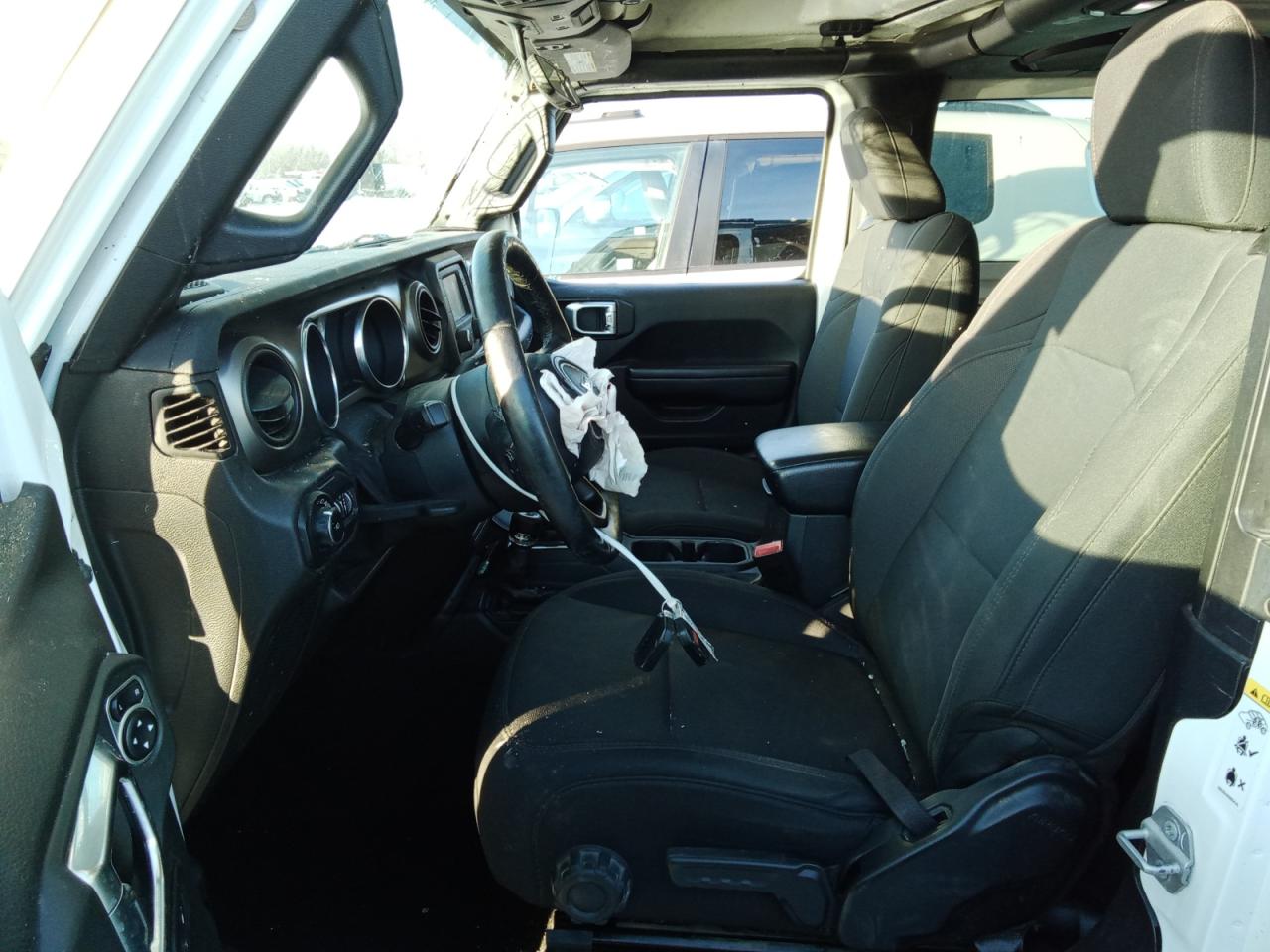 2018 Jeep Wrangler - Image 7