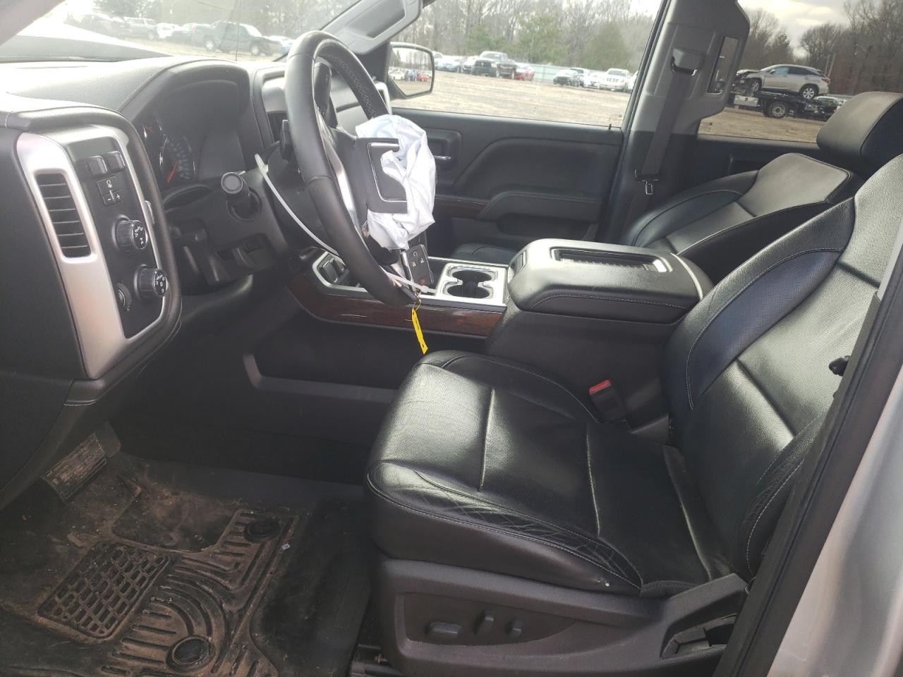 2017 GMC Sierra - Image 7