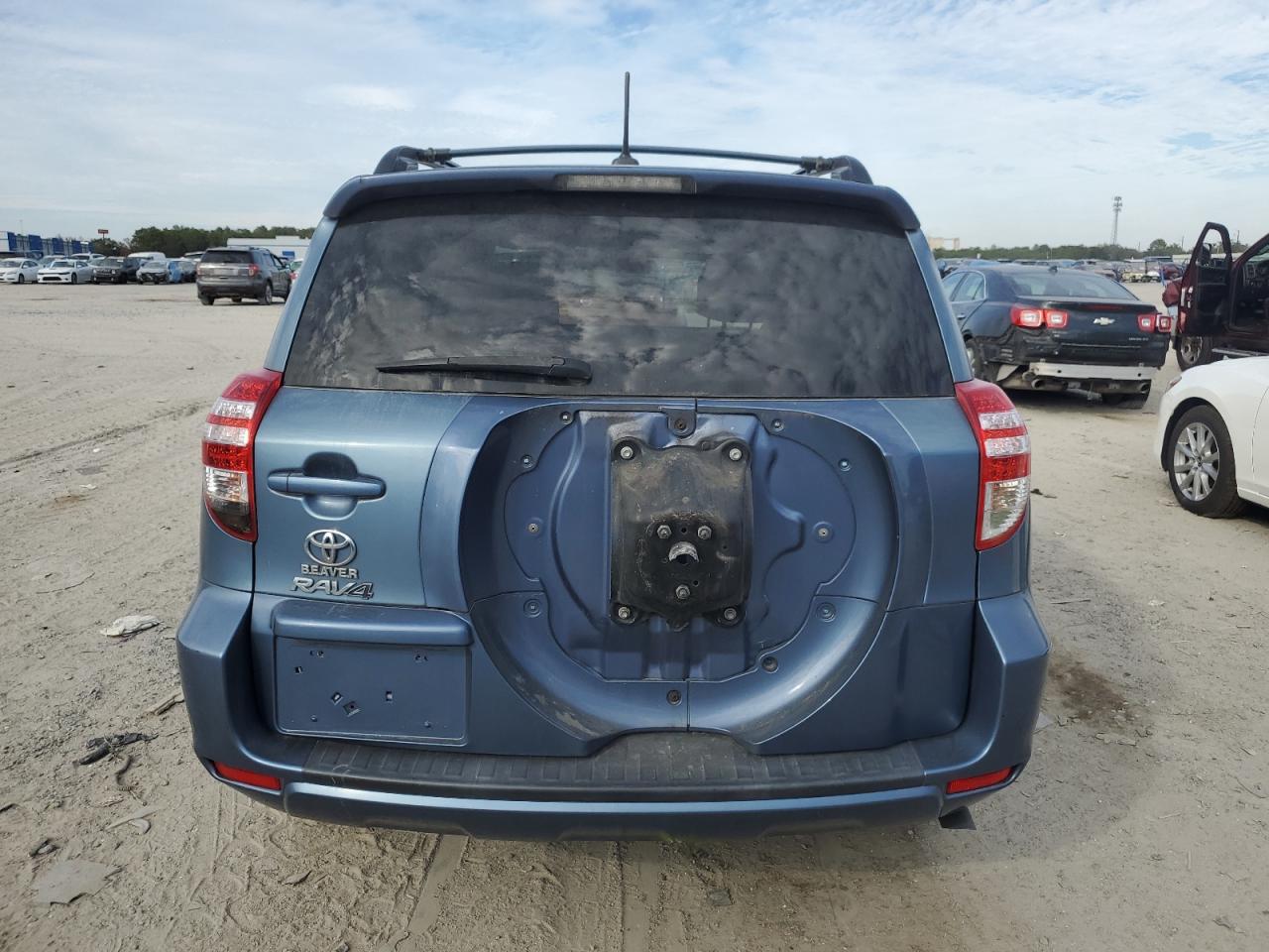 2011 Toyota RAV 4 - Image 6