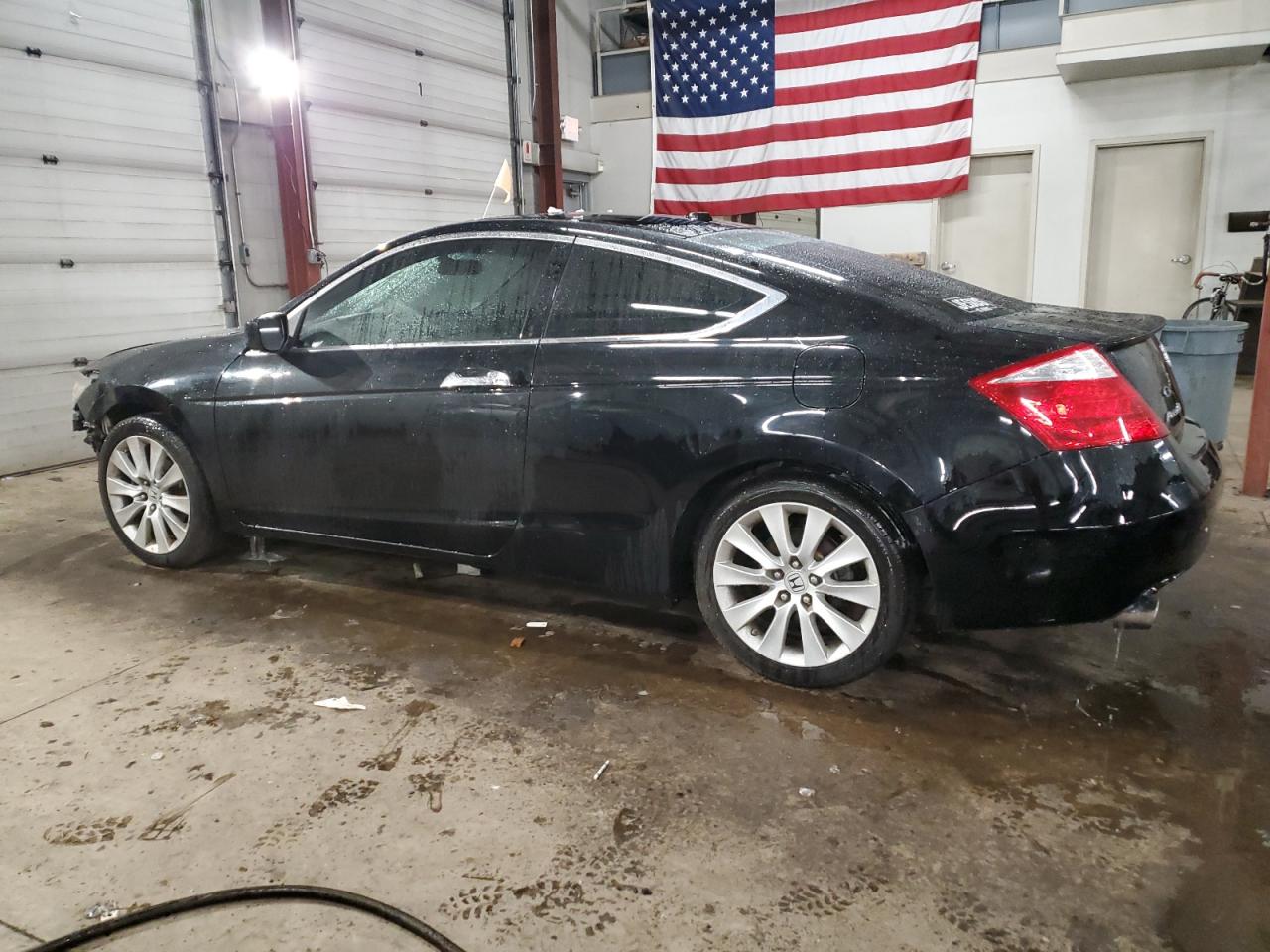 2009 Honda Accord - Image 2