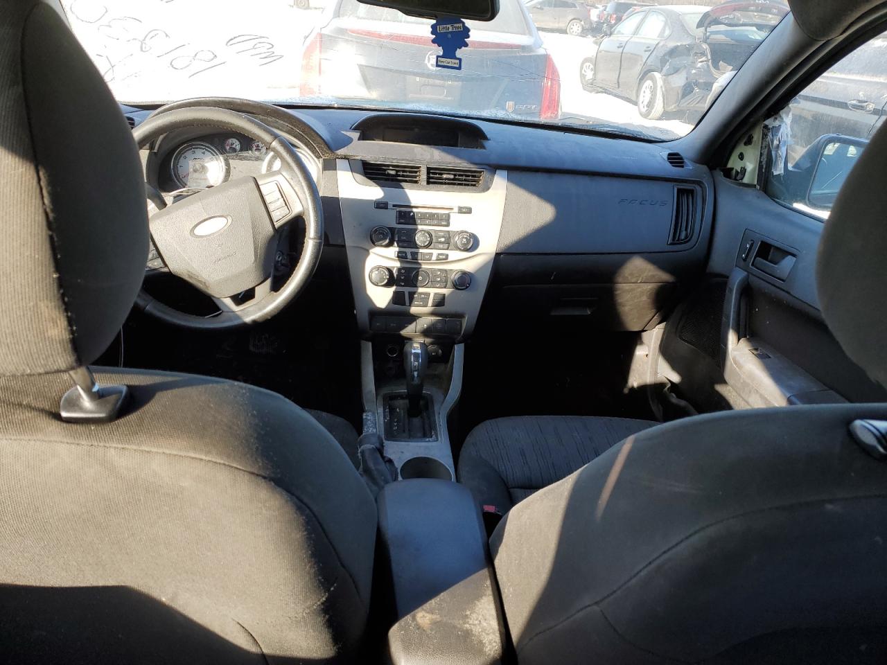 2010 Ford Focus Se VIN: 1FAHP3FN5AW136910 Lot: 96737395