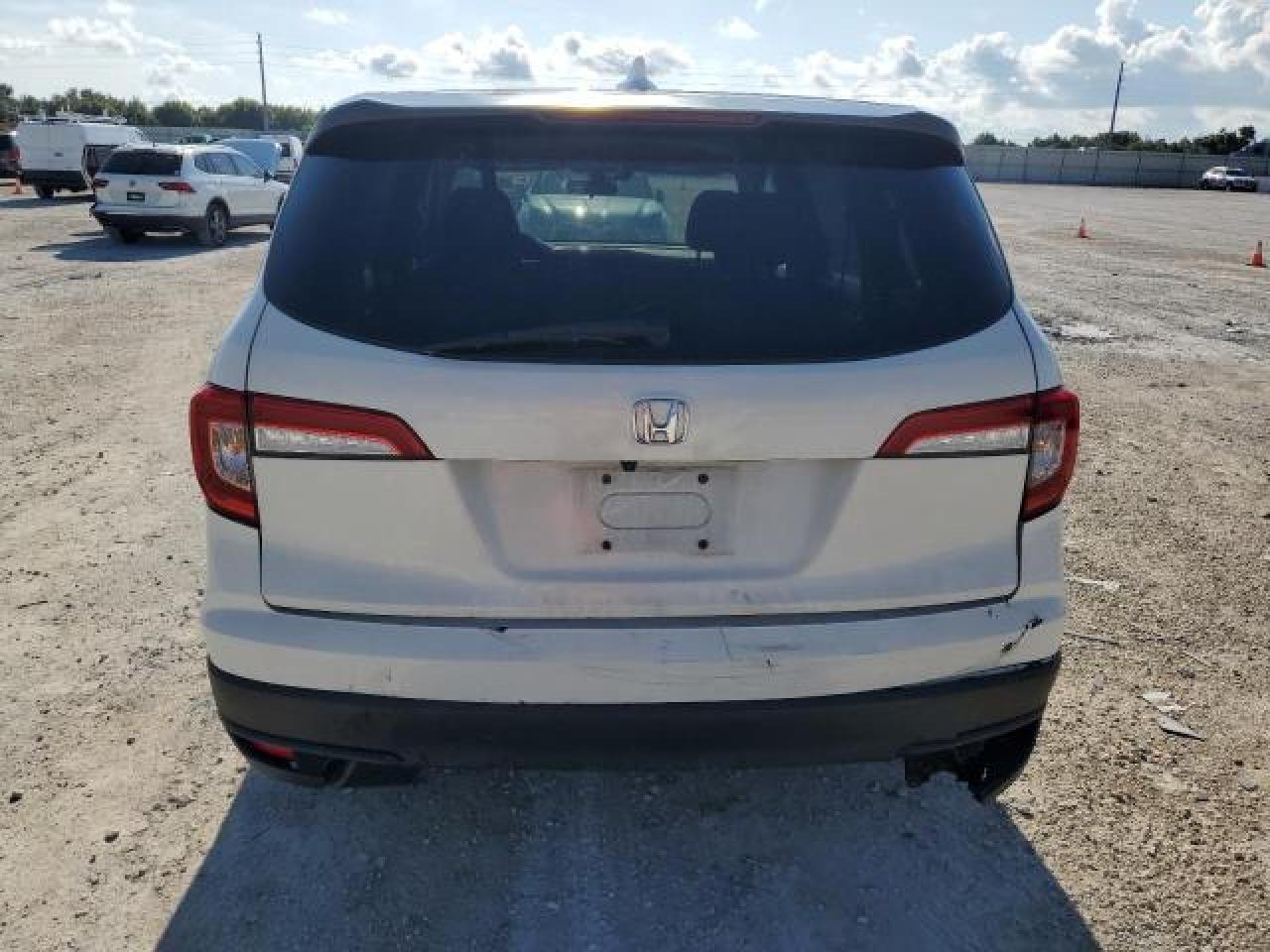 2020 Honda Pilot Lx VIN: 5FNYF5H12LB028576 Lot: 88039775