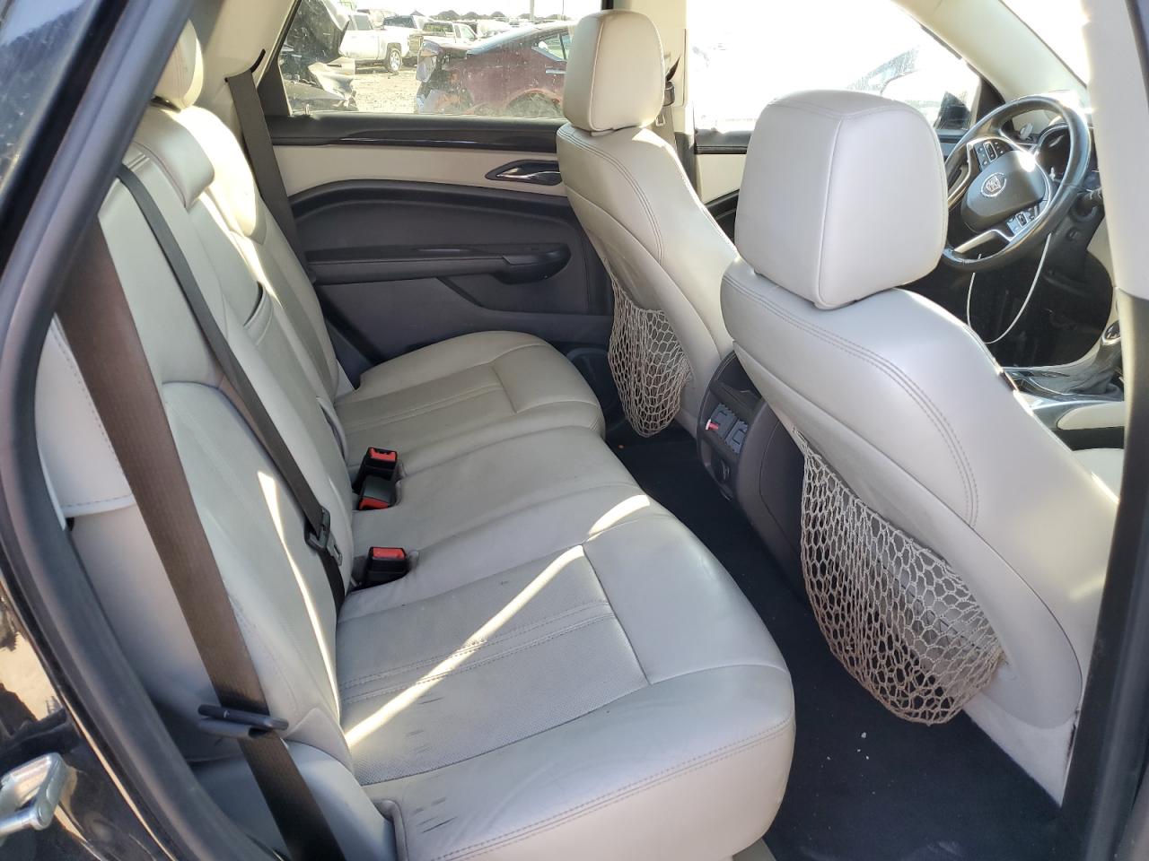 2014 Cadillac SRX - Image 11