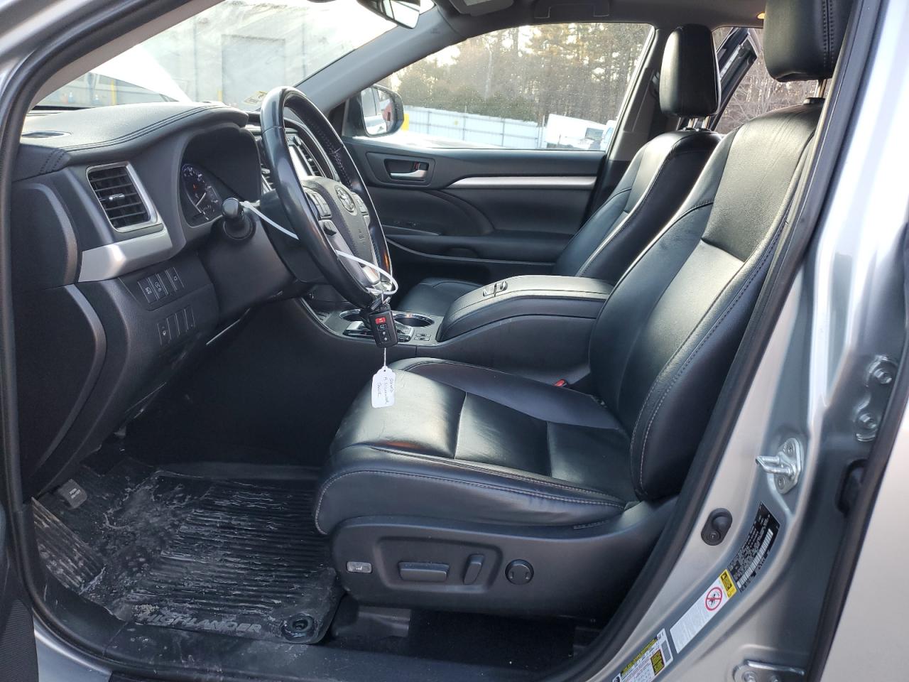 2019 Toyota Highlander - Image 7