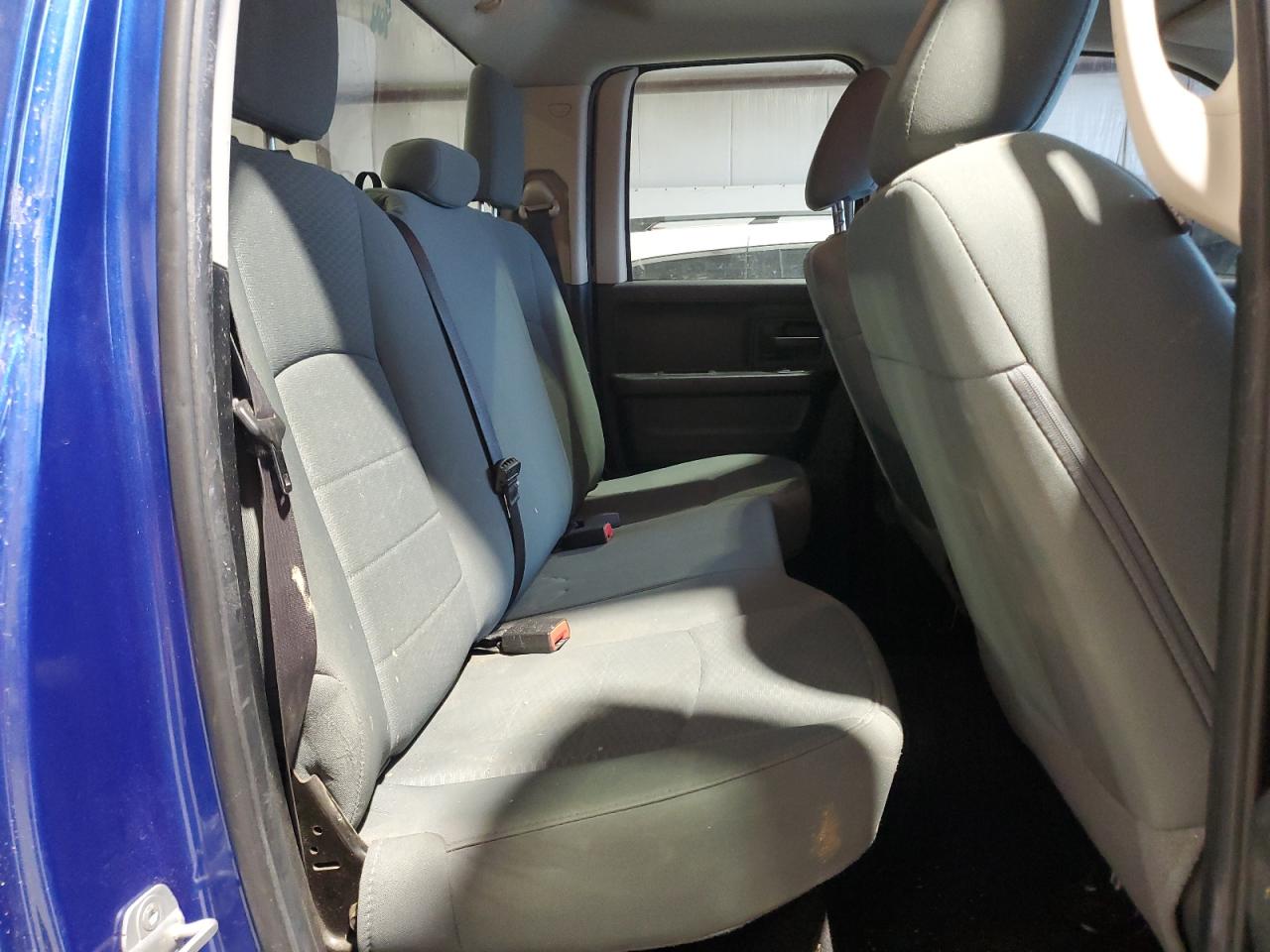 2014 RAM 1500 - Image 10