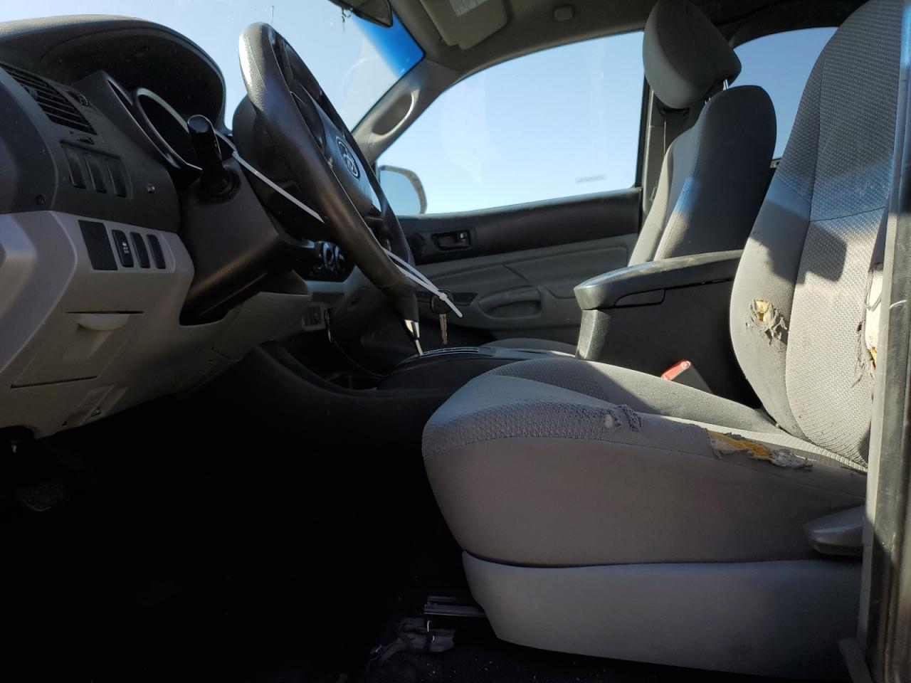 2012 Toyota Tacoma - Image 7