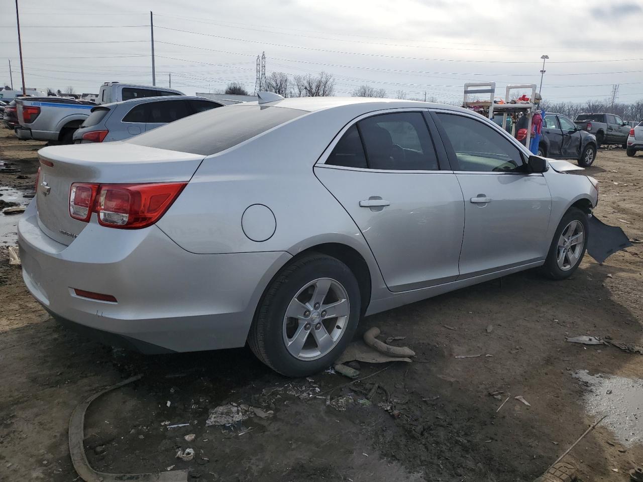 2016 Chevrolet Malibu - Image 3