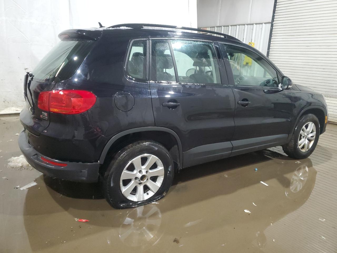 VIN WVGBV7AXXGW616872 2016 VOLKSWAGEN TIGUAN no.3