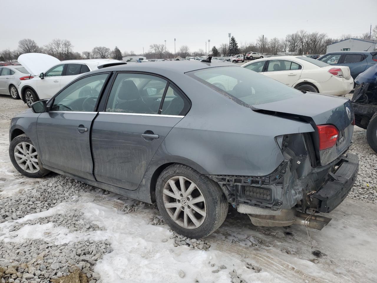 2014 Volkswagen Jetta - Image 2