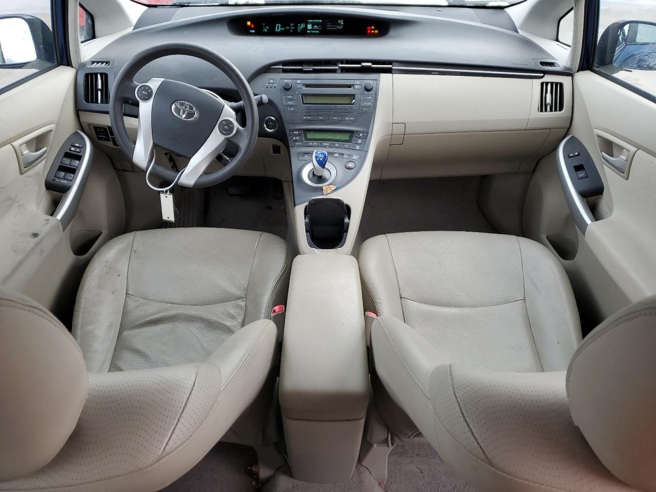 2011 Toyota Prius - Image 8