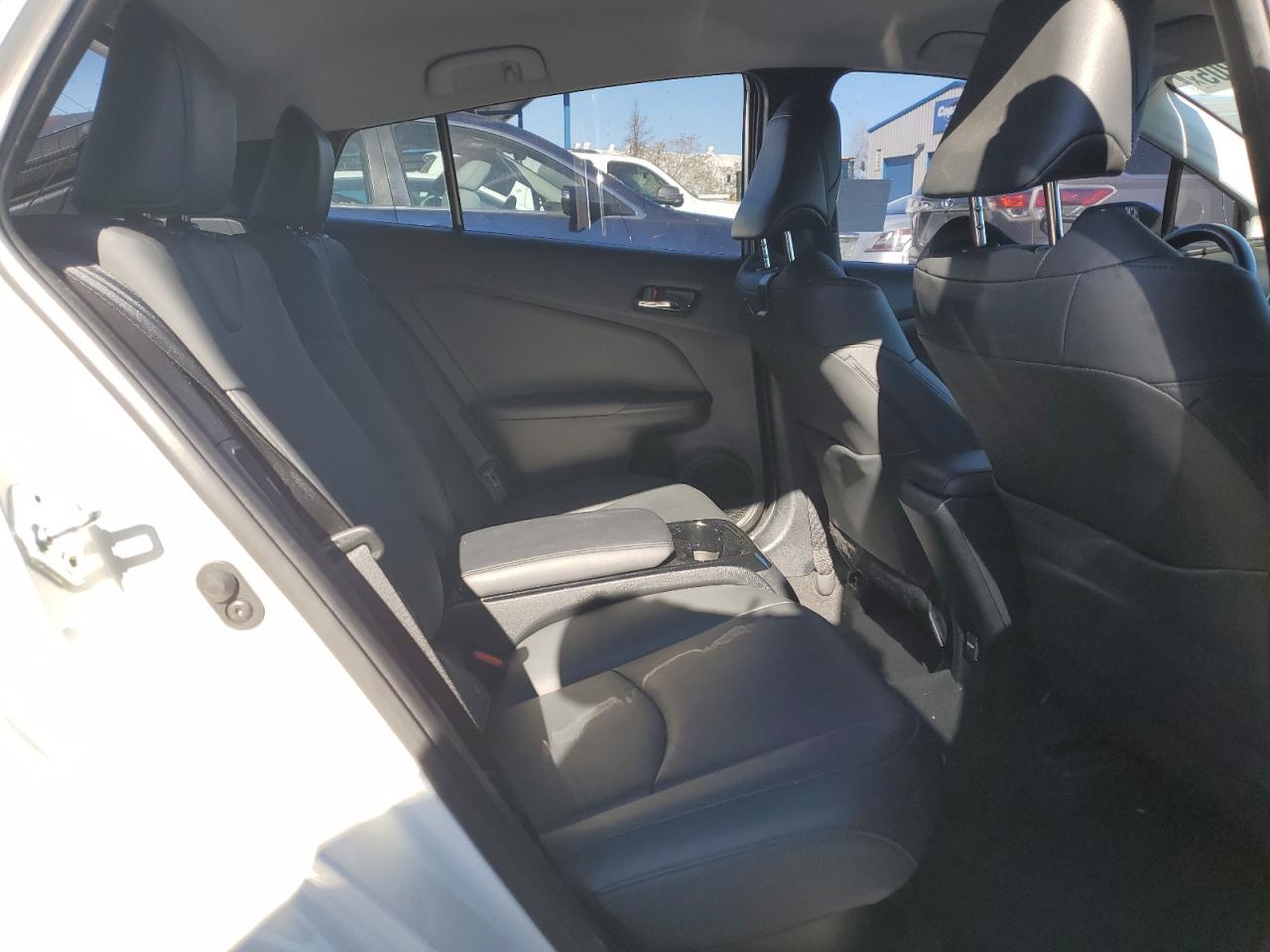 2019 Toyota Prius - Image 10