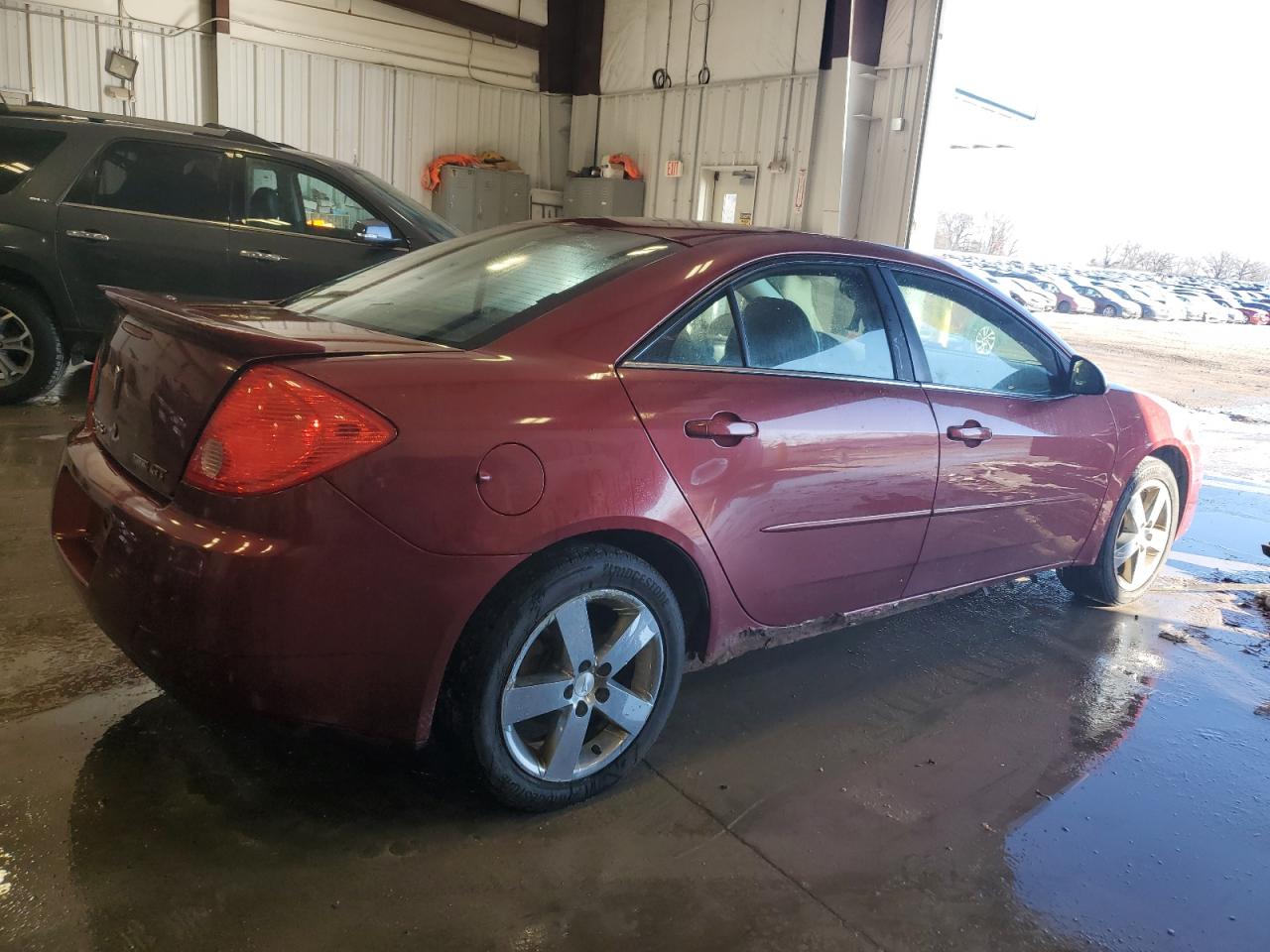 2010 Pontiac G6 - Image 3