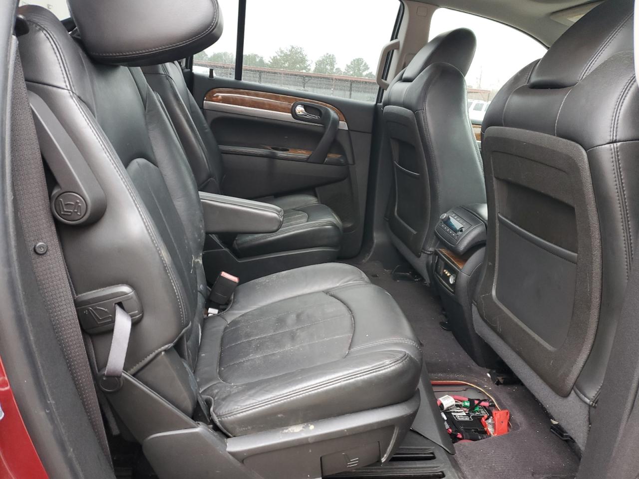 2011 Buick Enclave - Image 12