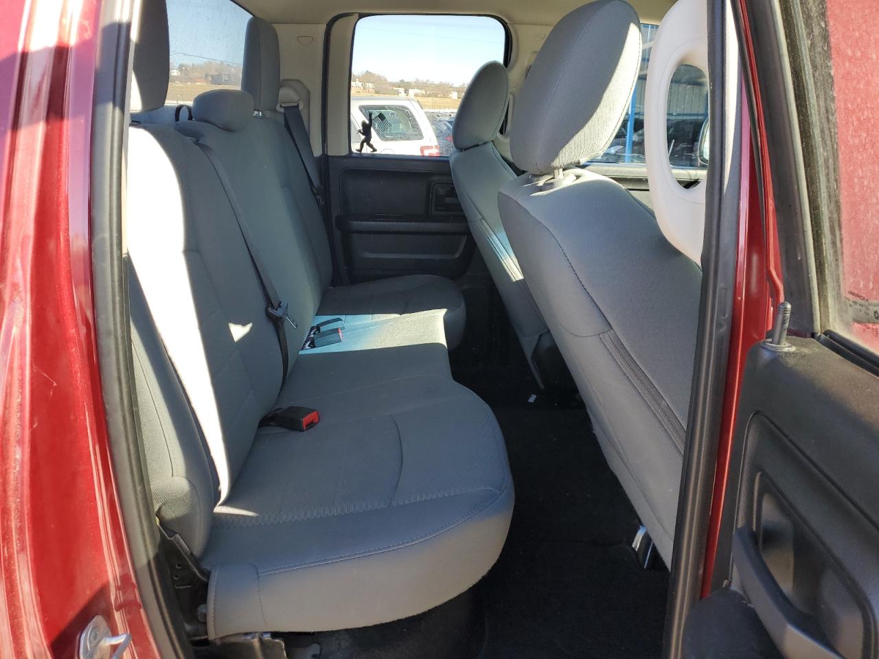 2015 RAM 1500 - Image 10