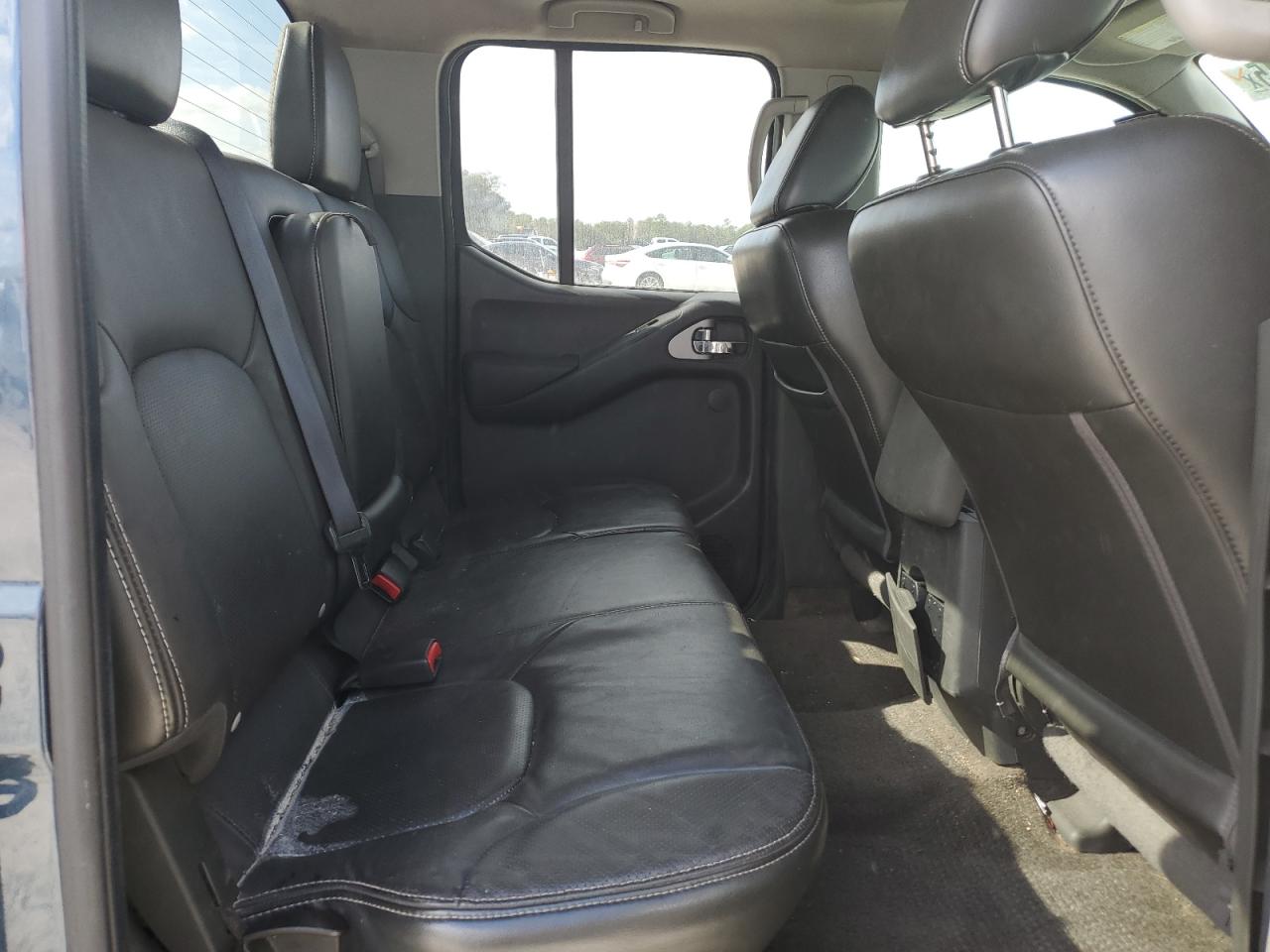 2013 Nissan Navara (Frontier) - Image 11