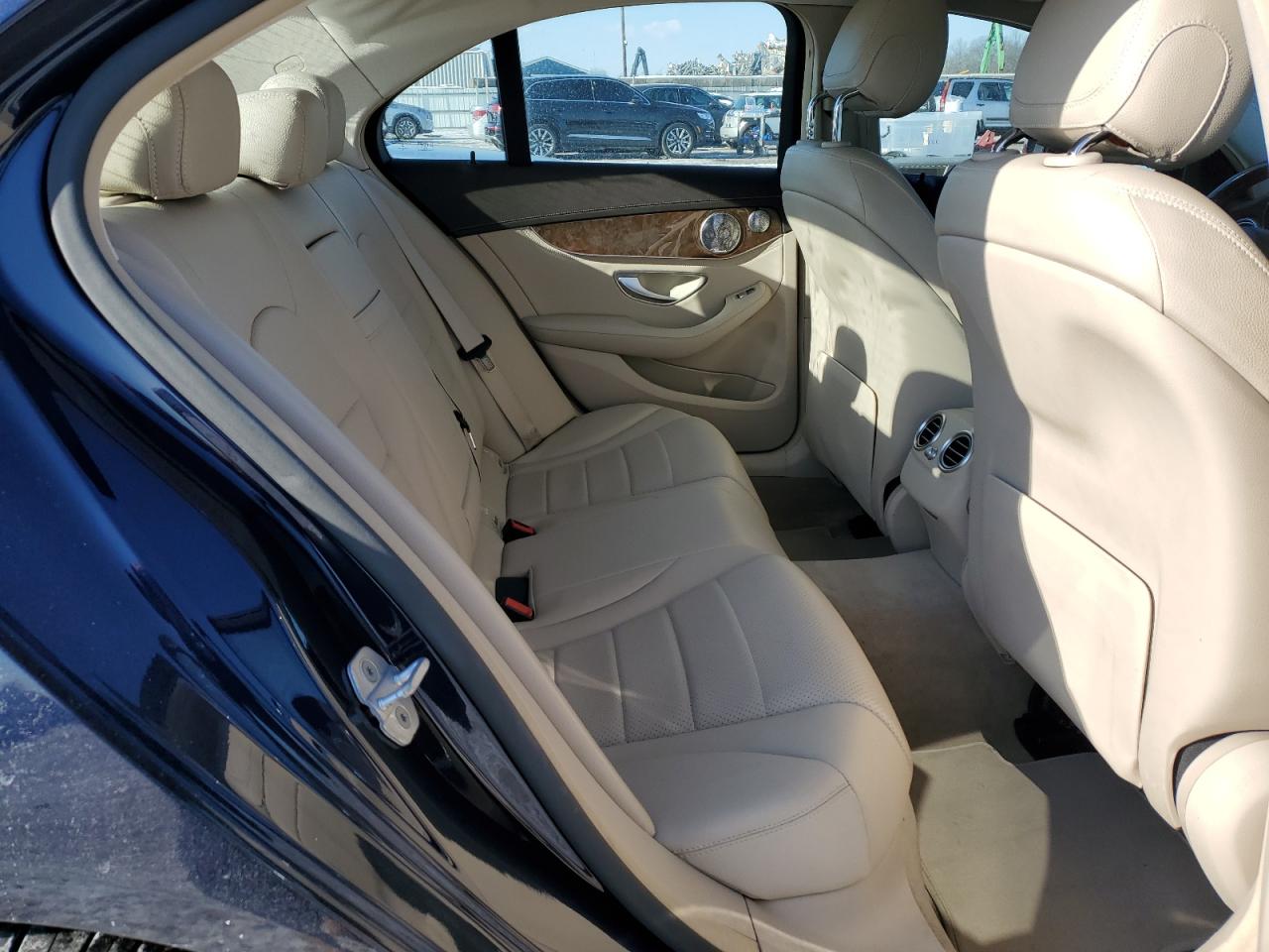 2015 Mercedes-Benz C-klasse - Image 10