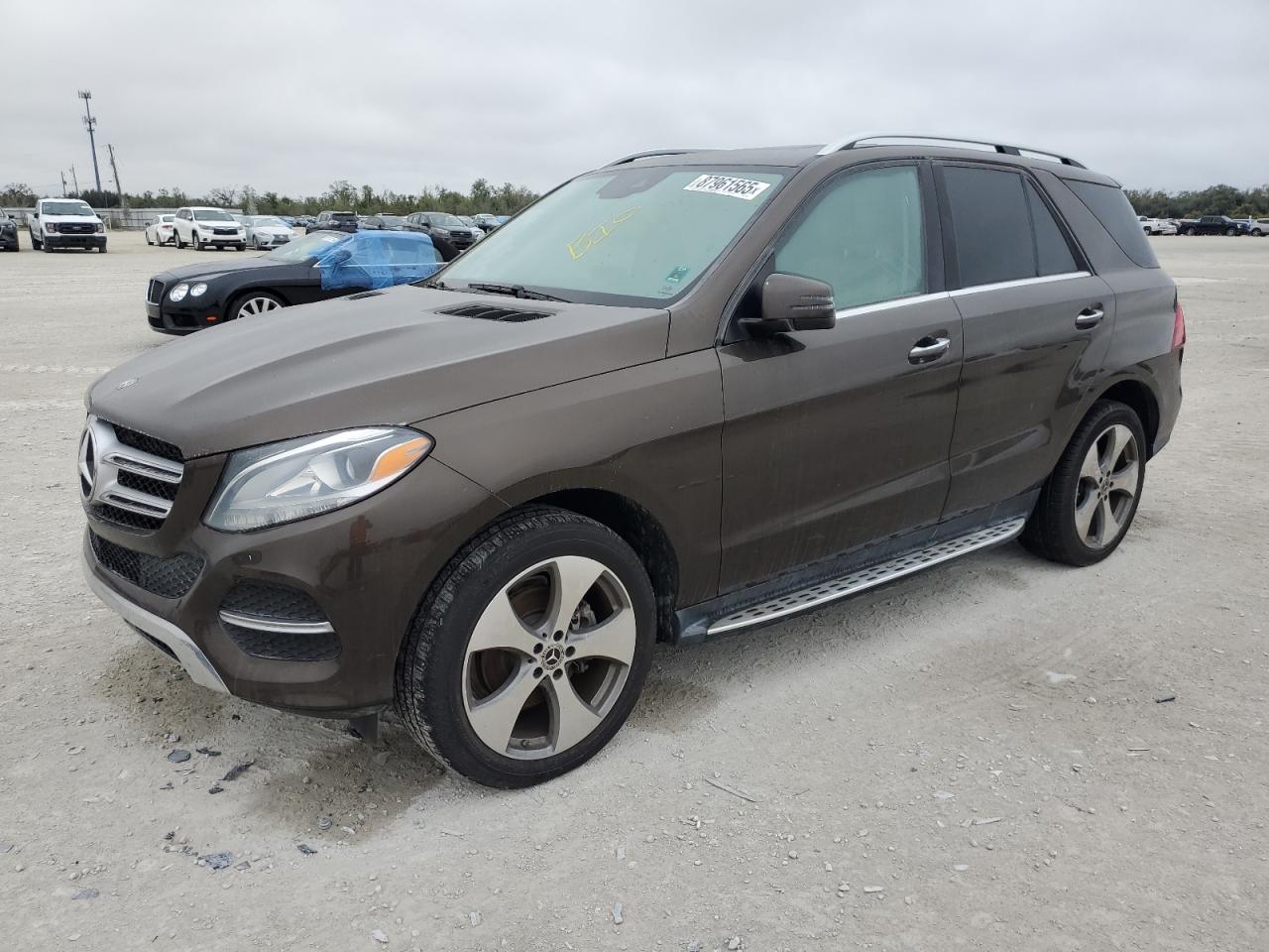 VIN 4JGDA5JB5JB110135 2018 MERCEDES-BENZ GLE-CLASS no.1