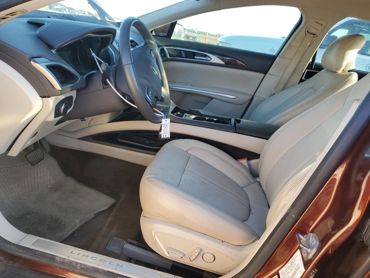 2016 Lincoln MKZ - Image 7