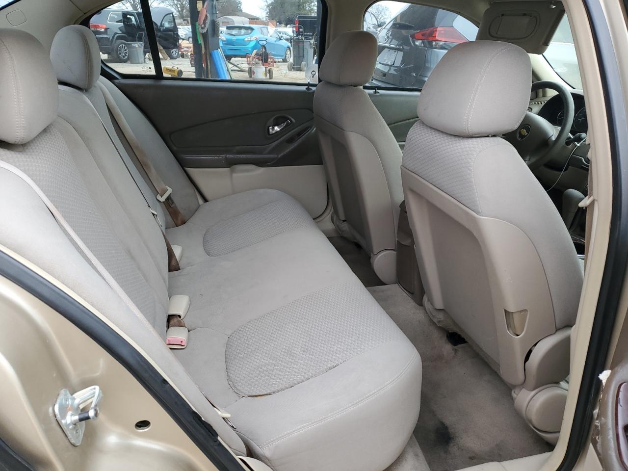 2006 Chevrolet Malibu - Image 10