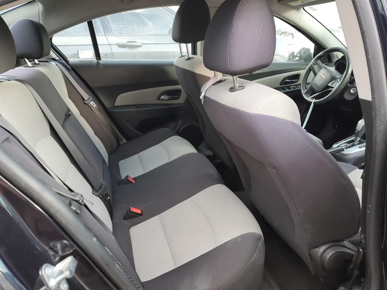 2014 Chevrolet Cruze - Image 10