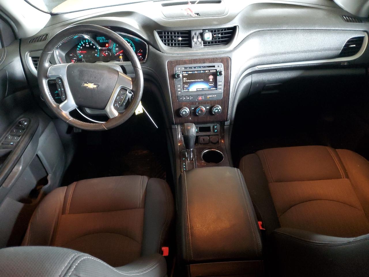 2015 Chevrolet Traverse - Image 8