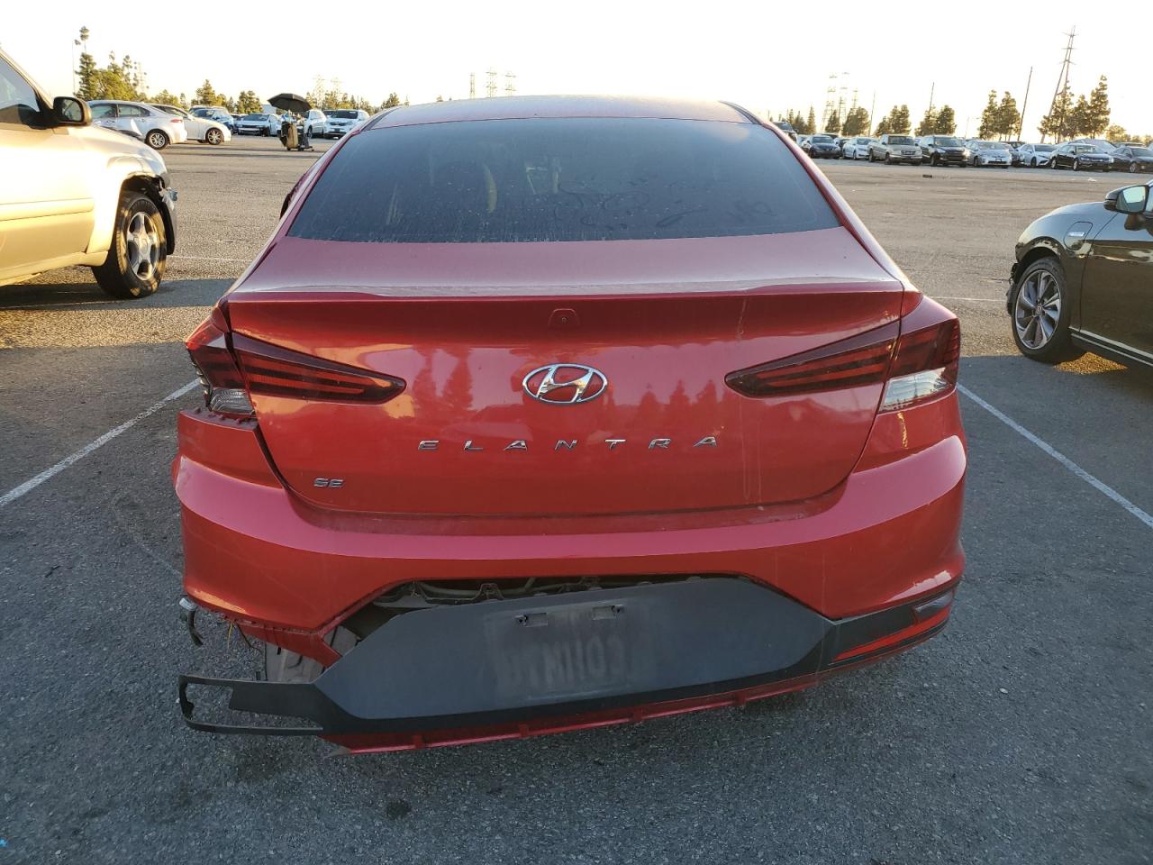 2020 Hyundai Elantra - Image 6