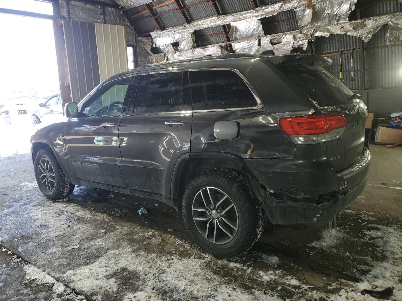 2017 Jeep Grand Cherokee - Image 2