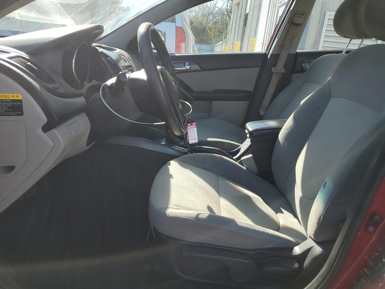 2013 Kia Forte - Image 7