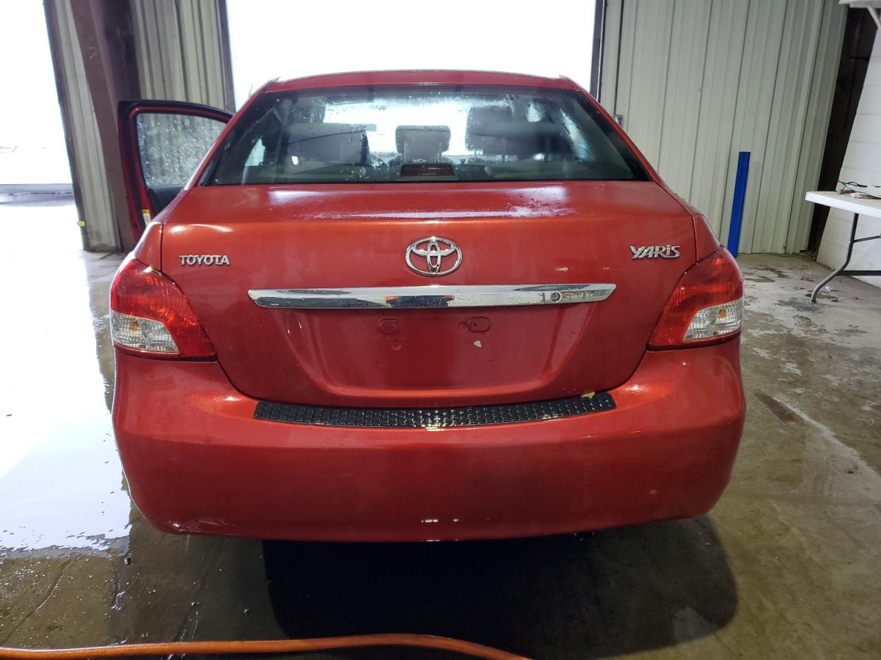 2010 Toyota Yaris - Image 6